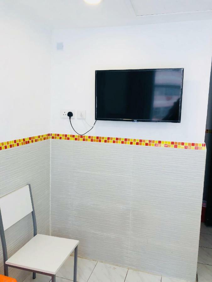Chung Kiu Come Inn Hongkong Exterior foto